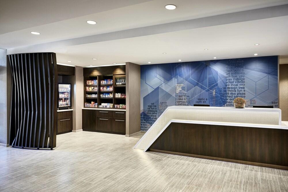 Springhill Suites By Marriott Elizabethtown Exterior photo