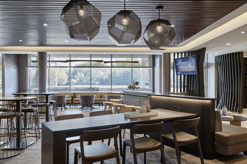 Springhill Suites By Marriott Elizabethtown Exterior photo
